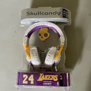*RARE* LIMITED EDITION* Lakers 24 Kobe Skullcandy HESH Headphones